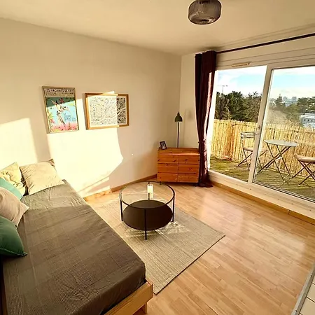 Apartment Nantes Studio Balcony With View Nantes