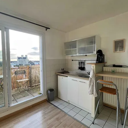 Nantes Studio Balcony With View Apartment