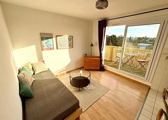 Apartment Nantes Studio Balcony With View Nantes